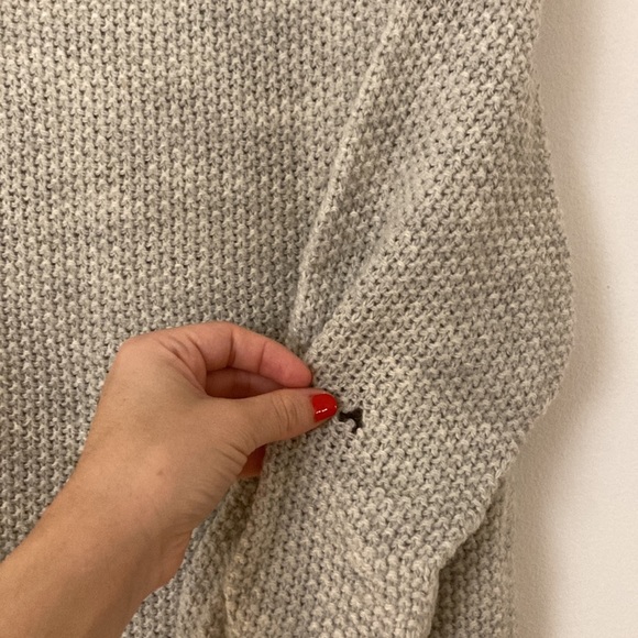 Italian Wool Sweater - Picture 4 of 4